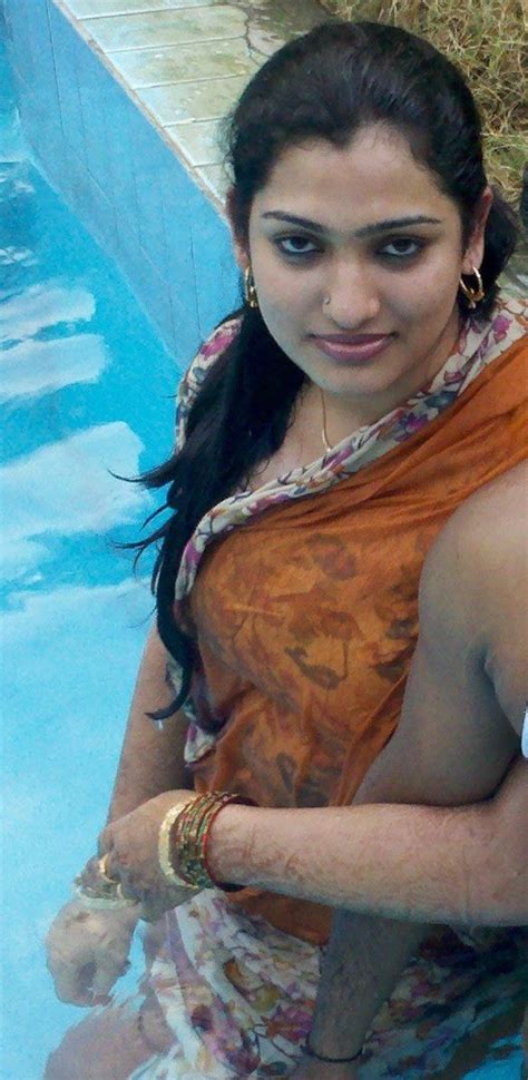 bhabhi desi nude|Desi Cute and Beautiful New Married Punjabi Bhabhi Nude